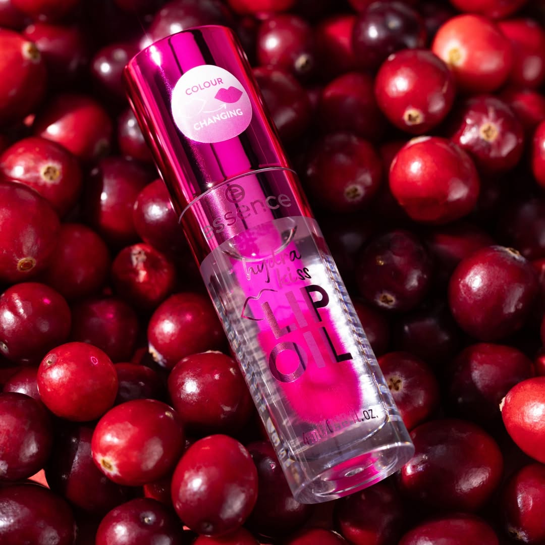 Essence Hydra Kiss Lip Oil